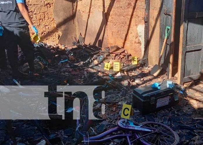 Incendio deja sin hogar a familia en Nueva Segovia