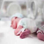 Mujer demanda a hospital por "error humano" al ser intercambiada de bebé