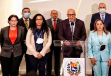 Venezuela mantiene diálogo con México