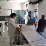 3 sujetos roban una farmacia en el departamento de Masaya (VIDEO) Un video se vuelve viral en las redes sociales al robarle a la vendedora de una farmacia
