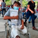 Entregan títulos de propiedad a desmovilizados del Ejército Nacional