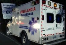 «Coyotes» hondureños intentaron trasladar a migrantes en una ambulancia "Coyotes" hondureños intentaron trasladar a migrantes en una ambulancia