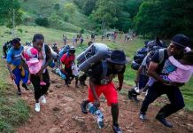 Panamá alerta de que más de 65.000 migrantes van rumbo a EE.UU. Panamá alerta de que más de 65.000 migrantes van rumbo a EE.UU.