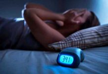 Mujer de China asegura que no dormido en 40 años