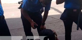 La mujer que se encontraba en la calle en horas de la mañana