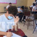 Nicaragua logra avances en enseñanza de matemática y ciencias naturales Educación en Nicaragua desde un aula de clases, reforzada con teleclases