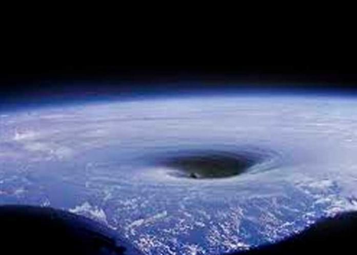 Según científicos crece agujero en capa de ozono sobre Antártida