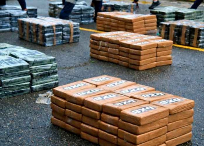 panama3 Decomisan en Panamá más de mil paquetes de droga que iban a Francia