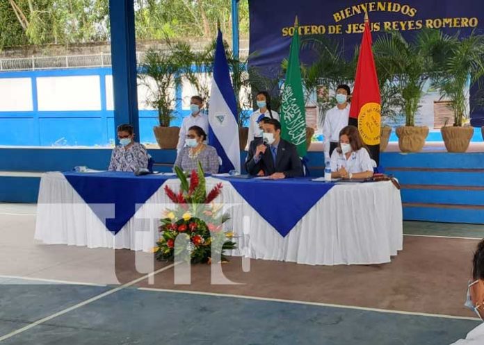 Donación de dátiles para la merienda escolar de Nicaragua