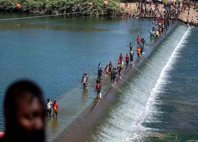 reabren-migrantes- EE.UU. reabre el paso fronterizo con México tras crisis de migrantes