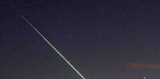 Meteoro iluminando el cielo de Francia