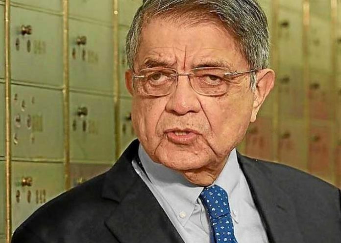 Desenmascarando a un escribidor derechista