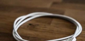 Un cable USB