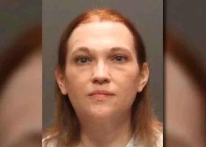 texas1 Natalie Brothwell, de 44 años, fue detenida en su casa de Tucson