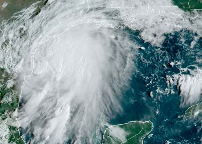 Tormenta Nicholas deja a miles de hogares sin luz en Texas y Luisiana