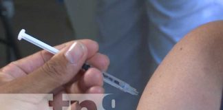 Vacunación para mayores de 30 años continúa en Managua