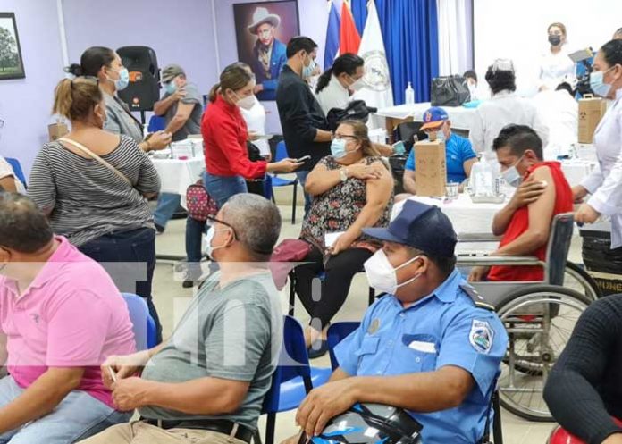 Jornada para aplicación de vacuna Sputnik V en Managua