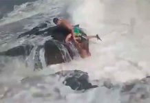 ¡De terror! Graba cómo su esposo muere salvando a otra mujer (VIDEO) ¡De terror! Graba cómo su esposo muere salvando a otra mujer (VIDEO)