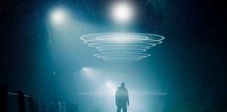 "Hombre del futuro" alerta de extraterrestres, huracanes y monos que hablan
