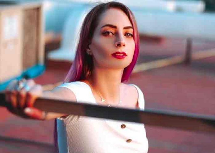 La ‘youtuber’ Yoseline Hoffman permanecerá dos meses más en prisión