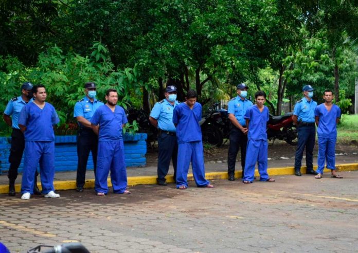 Delicuentes capturados por robo