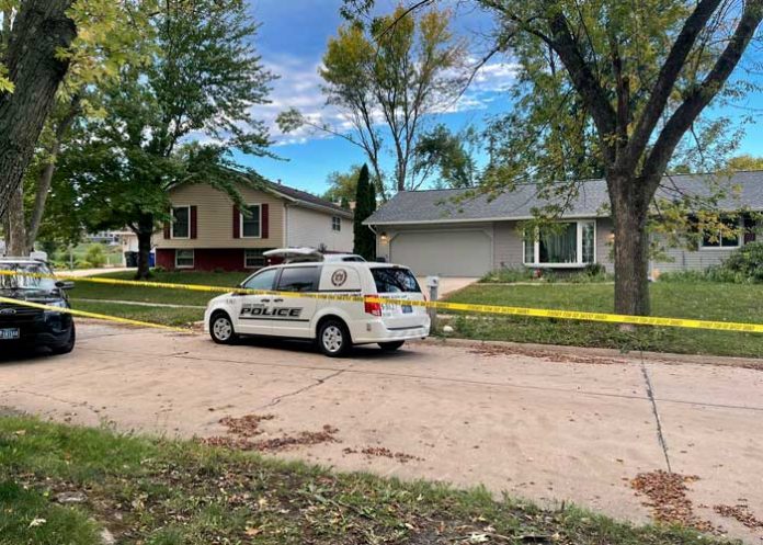 Adolescente de 17 años mata a sus padres para “hacerse cargo de su vida”