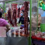 Comerciantes del mercado Periférico les ofrecen promociones en sus productos Comerciantes del mercado Periférico les ofrecen promociones en sus productos