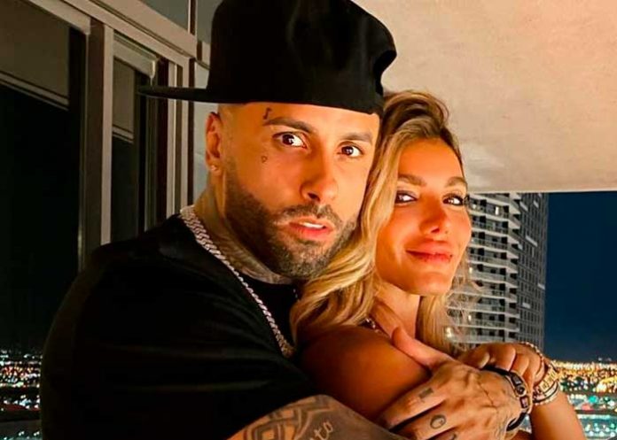 1 Nicky Jam presume a su novia venezolana en las redes sociales
