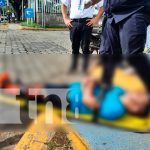 Motociclista lesionado tras impactar con vehículo en Managua Motociclista lesionado tras impactar con vehículo en Managua