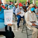 Entregan títulos de propiedad a retirados del ejercito y ministerio del interior