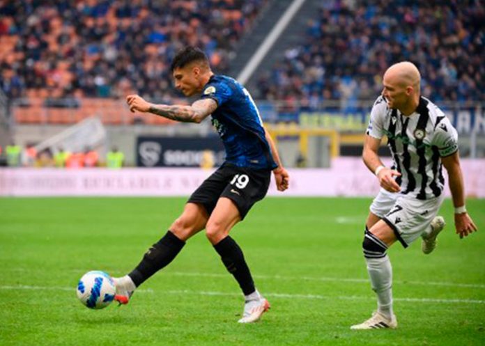 Dos goles de Correa ante Udinese consolidan al Inter en podio de Serie A