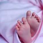 Niña es asesinada a golpes por su mamá y su pareja en Reino Unido Niña es asesinada a golpes por su mamá y su pareja en Reino Unido
