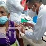 Familias de la Isla de Ometepe se inmunizan contra la COVID19