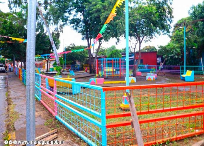 3 Parque nuevo apara las familias del barrio Paula Corea en Managua