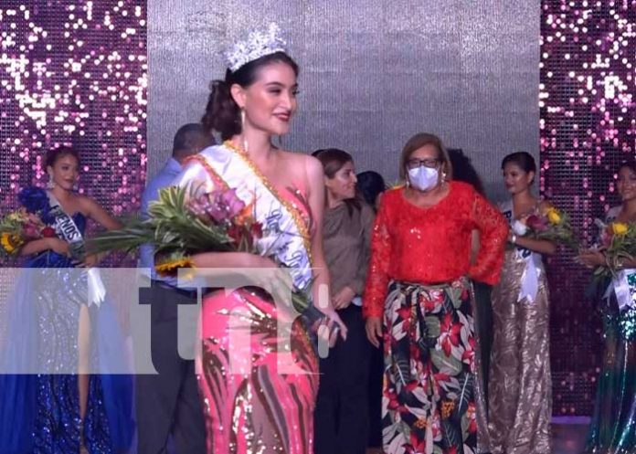 3 Todo un éxito en el certamen Rivas Siempre Linda