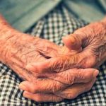 ¡Espantoso! Anciana muere degollada a manos de su nieto en Honduras