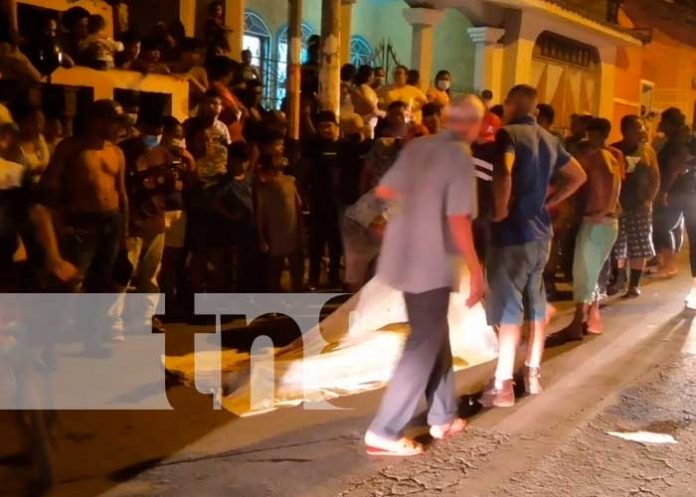 3 Trágica muerte de un joven bajo las llantas de un taxi en Granada