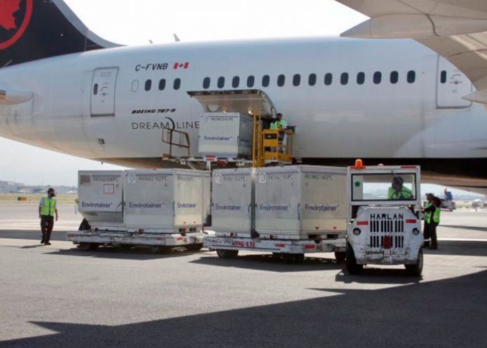 México recibe 5.9 millones de vacunas anticovid de AstraZeneca