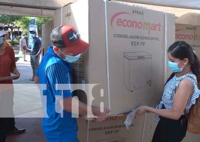 Entrega de bonos fortalece el sector lácteo y cárnico en Rivas