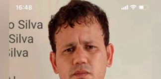 Hombre apuñala y le deja el cuchillo en la cara al amante de su esposa