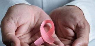¿Cuáles son los síntomas del cáncer de mama en los hombres?