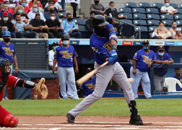 tigres, dantos, pomares,