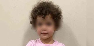 Miami: Madre abandona a su hija en el baño de un hospital