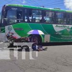 Motociclista lesionado al impactar con bus en la Colonia 14 de Septiembre Motociclista lesionado al impactar contra un bus en el B. 14 de septiembre