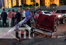 Mototaxi partida en dos