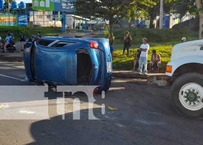 Accidente de tránsito en la Carretera Nueva a León