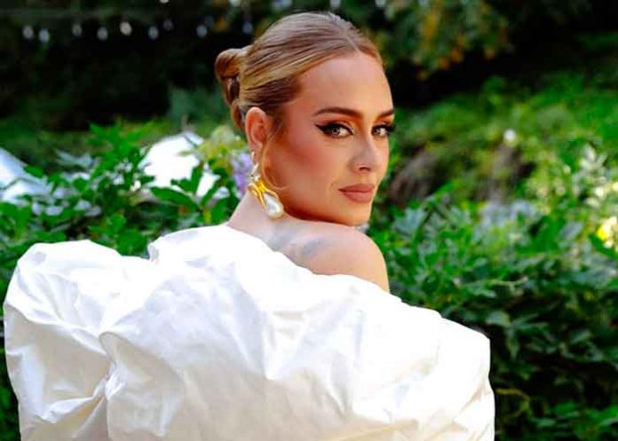 Adele a nada de su regreso; sus redes se actualizan con el mensaje '30'