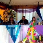 Muchas ofertas en los mercados para conmemorar el día de los difuntos Conmemoran el día de los difuntos