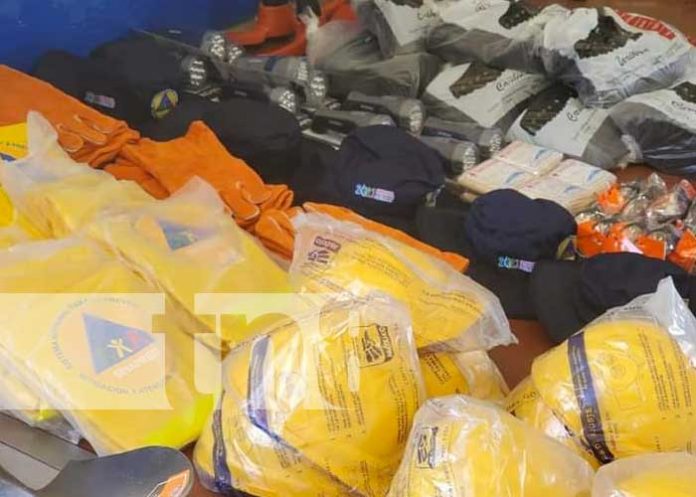 SINAPRED entregó herramientas de rescate a diez brigadas de Waspam