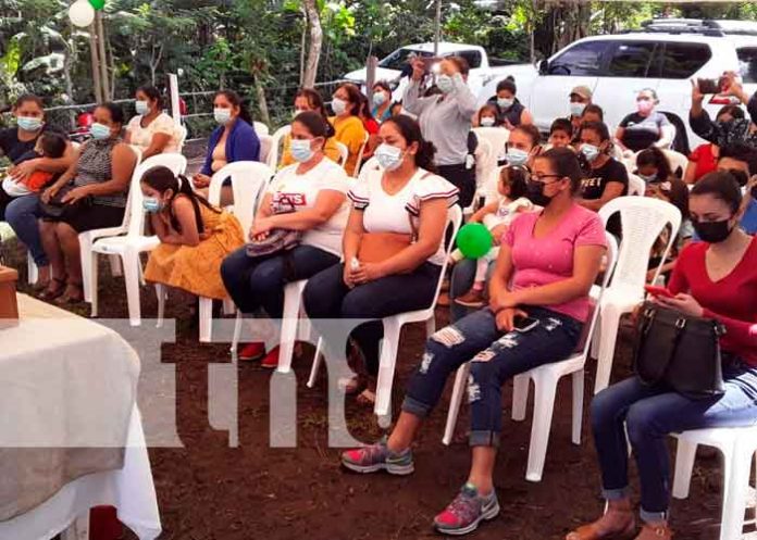 Inauguran mejoras en tostadura de café